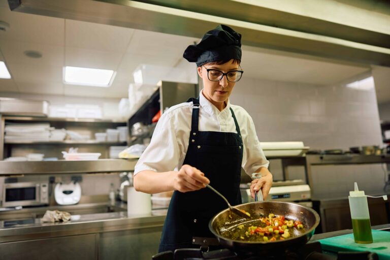 Formation gestes et postures des métiers de la restauration et de l'hôtellerie