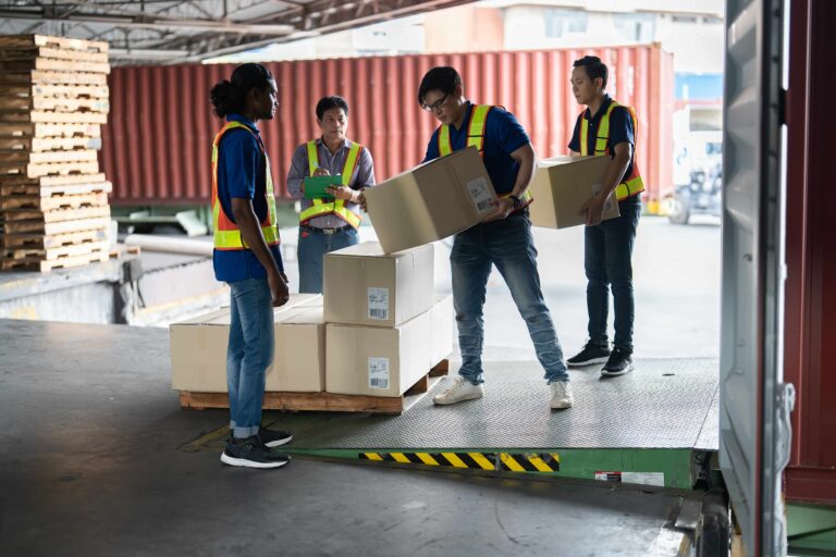 Formation gestes et postures, port de charge manutention